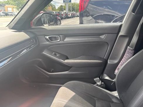 Used 2025 Honda Civic Sport image 6