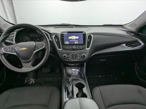 Used 2025 Chevrolet Malibu LT FWD image 26