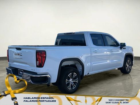 New 2026 GMC Sierra 1500 SLE image 6