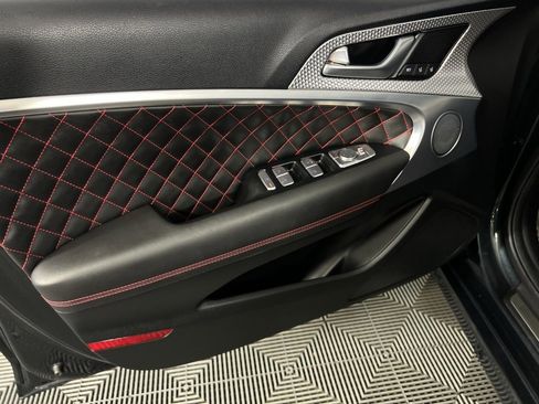 Used 2023 Genesis G70 3.3T w/ Sport Prestige Package image 27