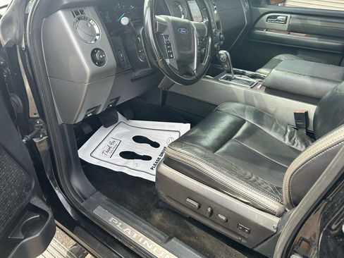 Used 2017 Ford Expedition EL Platinum AWD/4WD image 10