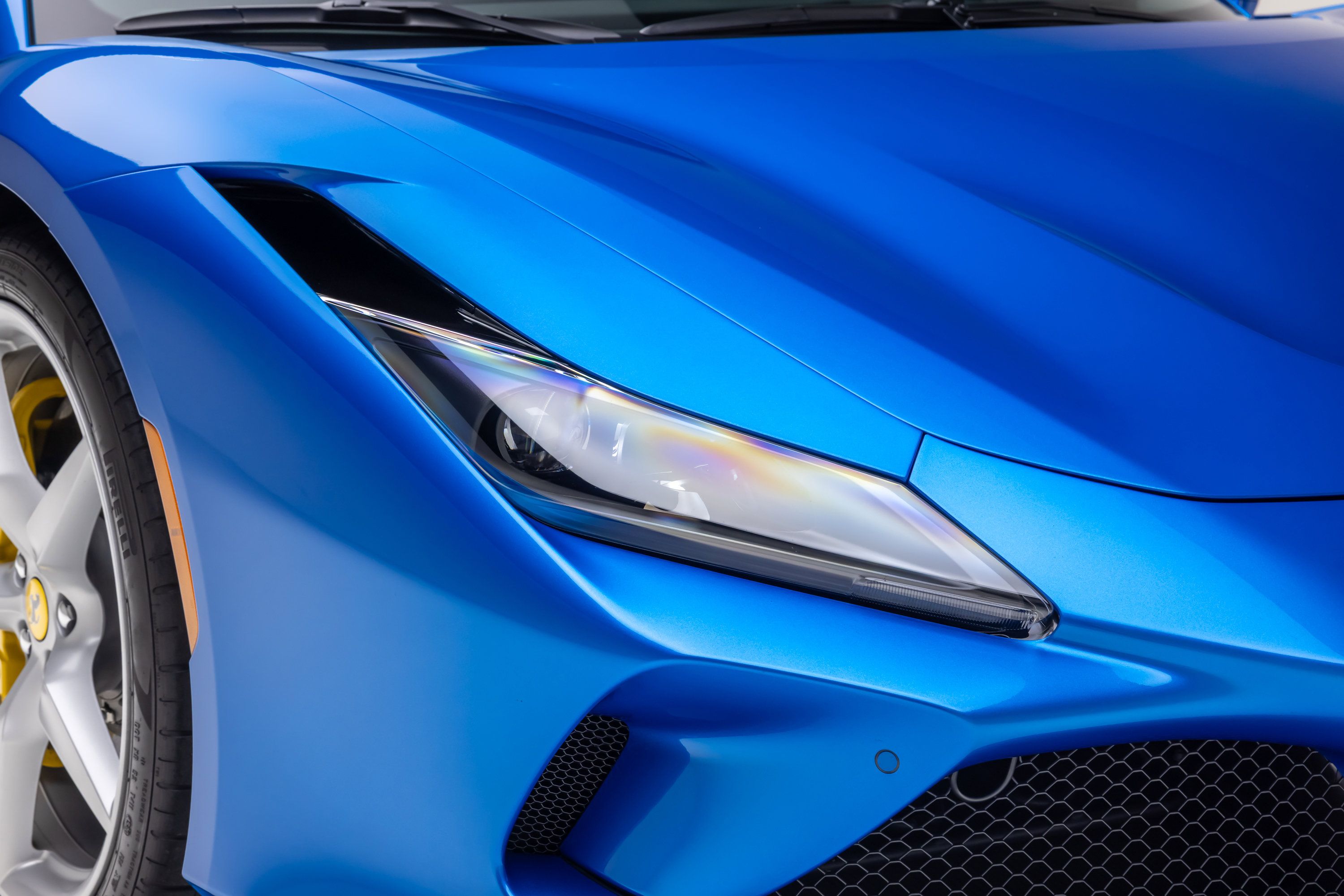 Certified 2021 Ferrari F8 Tributo RWD image 25