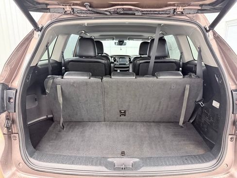 Used 2018 Toyota Highlander XLE FWD image 28