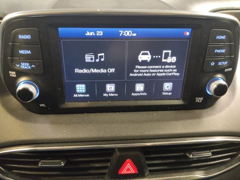 Used 2020 Hyundai Santa Fe SEL FWD image 25