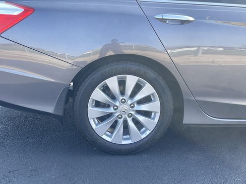 Used 2015 Honda Accord EX image 34