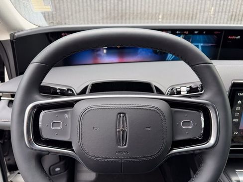 New 2026 Lincoln Nautilus Reserve w/ Jet Appearance Package image 41