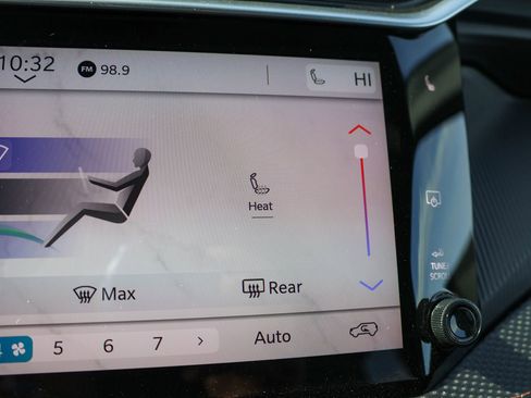 New 2026 Jeep Cherokee Overland image 23