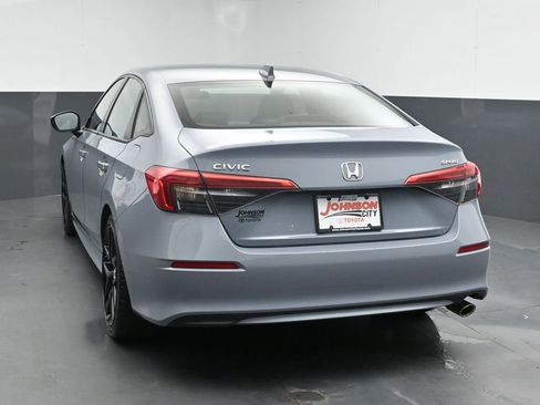 Used 2023 Honda Civic Sport image 6