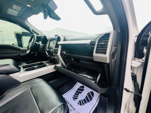 Used 2019 Ford F250 Lariat w/ Lariat Ultimate Package image 45