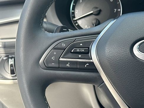 Used 2023 INFINITI QX50 Luxe FWD image 25