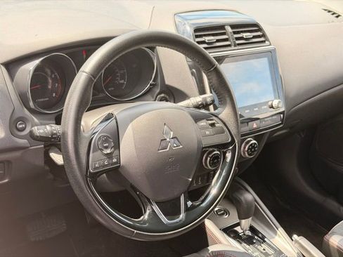 Used 2023 Mitsubishi Outlander Sport LE AWD/4WD image 17