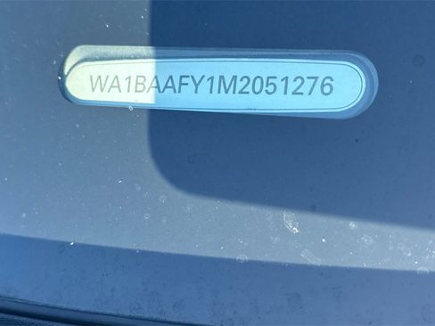 Used 2021 Audi Q5 2.0T Premium Plus w/ Premium Plus Package image 3