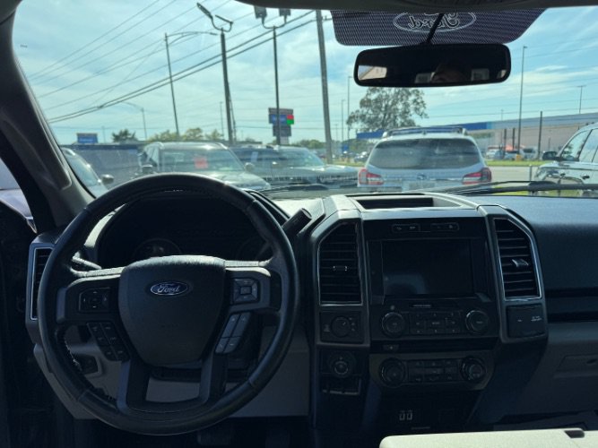 Used 2018 Ford F150 XLT w/ Equipment Group 302A Luxury AWD/4WD image 14