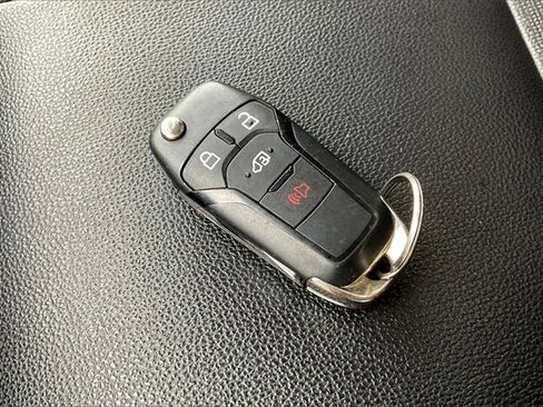 Used 2023 Ford Transit 250 Medium Roof AWD image 10