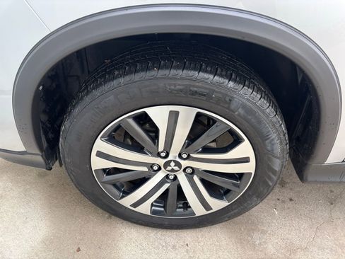 Used 2023 Mitsubishi Outlander Sport SE image 12