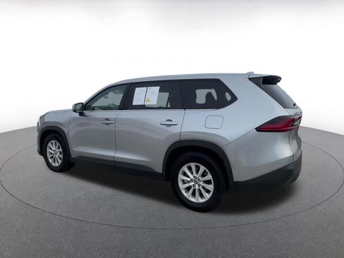 Used 2025 Toyota Grand Highlander FWD image 10