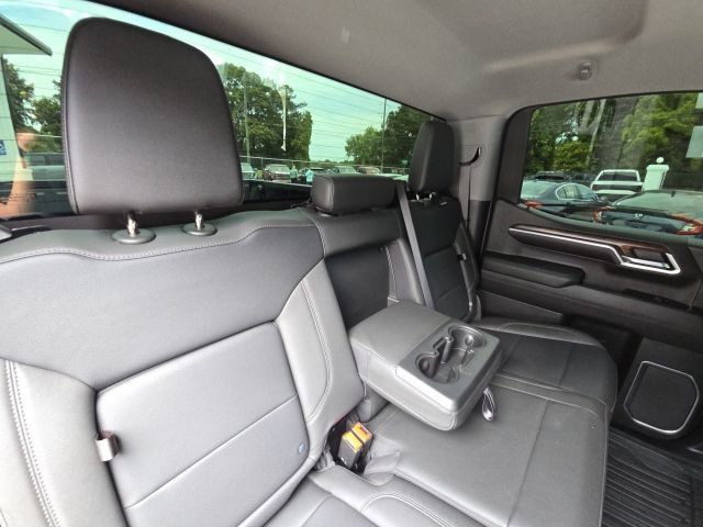 Used 2022 GMC Sierra 1500 SLT AWD/4WD image 16
