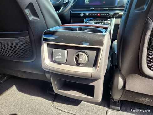 Used 2023 Kia Carnival SX Prestige image 58