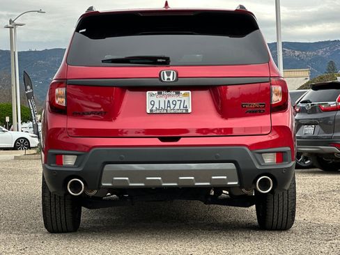 Used 2023 Honda Passport TrailSport image 5