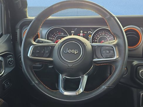 Used 2022 Jeep Gladiator Mojave w/ Trailer Tow Package image 12