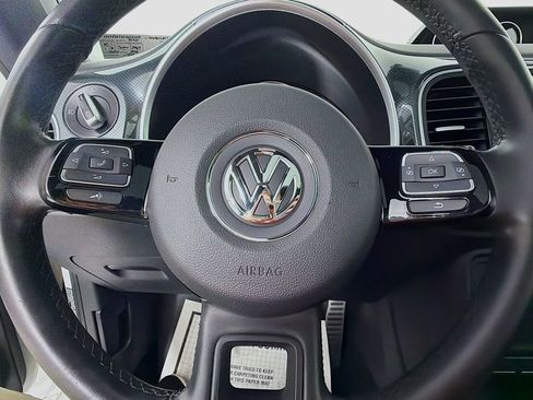Used 2012 Volkswagen Beetle 2.0T FWD image 11