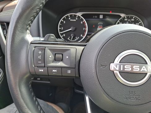 Used 2023 Nissan Rogue SL w/ SL Premium Package AWD/4WD image 21