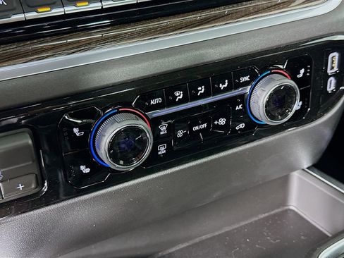 New 2026 Chevrolet Silverado 1500 RST AWD/4WD image 17