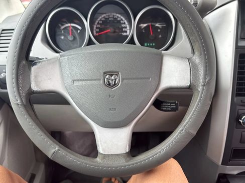 Used 2010 Dodge Grand Caravan SE w/ Climate Group FWD image 31
