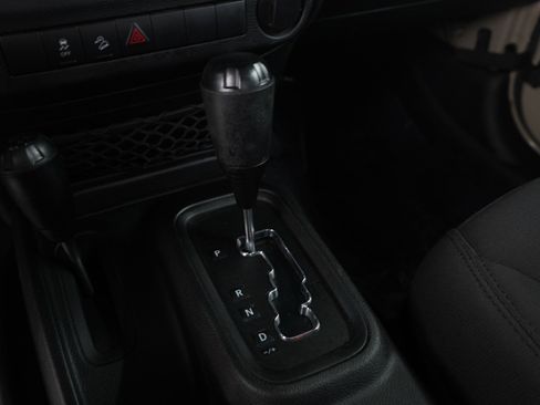 Used 2017 Jeep Wrangler Sport image 21