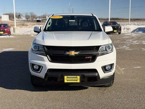 Used 2018 Chevrolet Colorado Z71 image 2