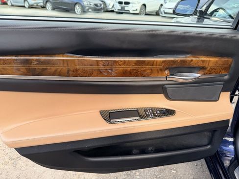Used 2014 BMW 750Li xDrive image 31