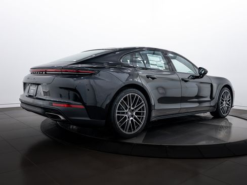 New 2026 Porsche Panamera 4 image 7