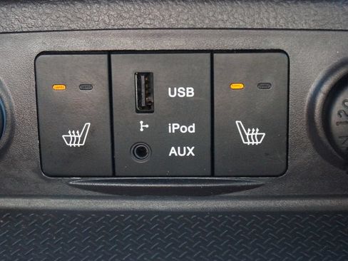 Used 2011 Hyundai Santa Fe Limited AWD/4WD image 8