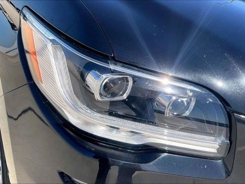 Used 2023 Lincoln Navigator Reserve image 35