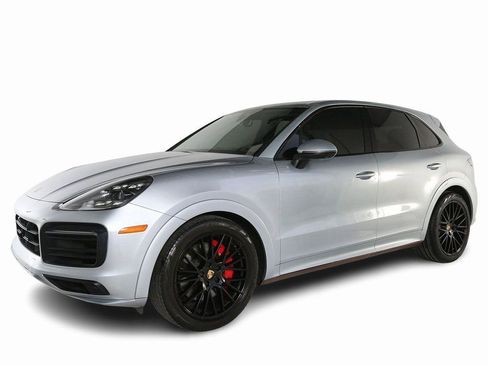 Used 2021 Porsche Cayenne GTS w/ Premium Package Plus image 3