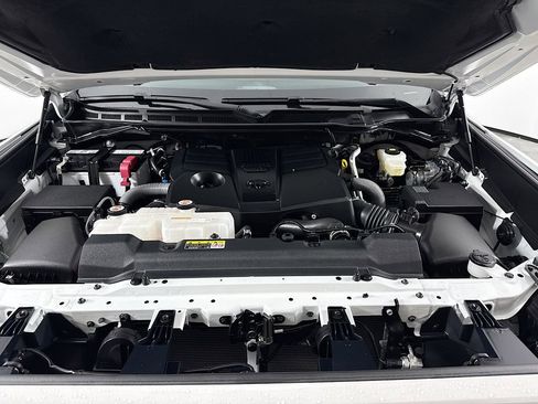 Used 2023 Toyota Tundra SR5 w/ SR5 Premium Package image 28
