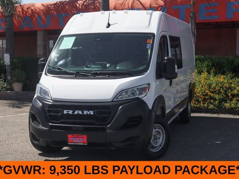 Used 2023 RAM ProMaster 3500 FWD image 4