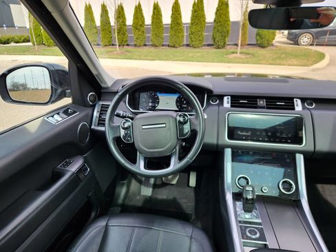Used 2019 Land Rover Range Rover Sport HSE image 16