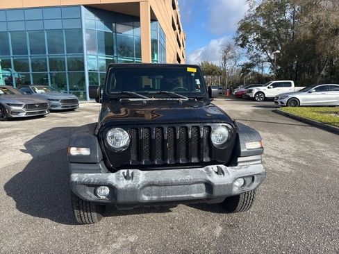 Used 2018 Jeep Wrangler Unlimited Sport S image 10