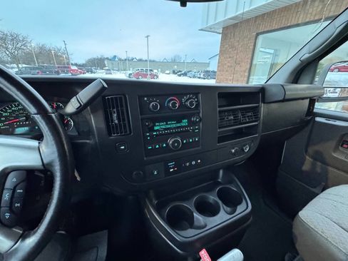 Used 2012 Chevrolet Express 2500 LT w/ LT Preferred Equipment Group image 17