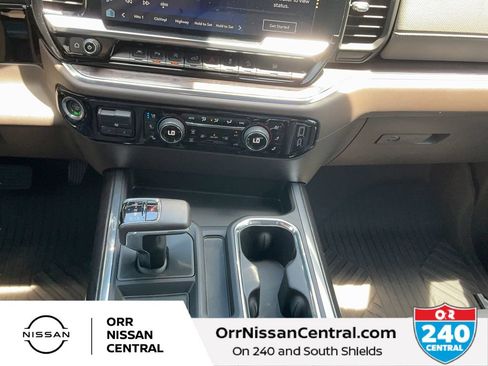 Used 2023 Chevrolet Silverado 1500 LTZ w/ Technology Package AWD/4WD image 24