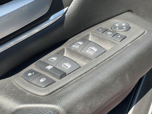 Used 2022 RAM 1500 Big Horn AWD/4WD image 17