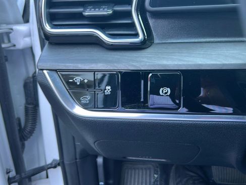 Used 2023 Kia Sportage X-Line w/ X-Line Premium Package image 16