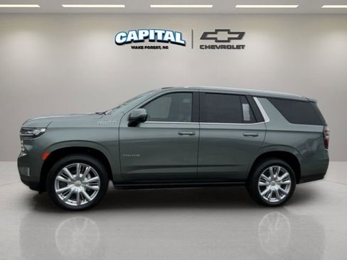 Used 2024 Chevrolet Tahoe High Country AWD/4WD image 2