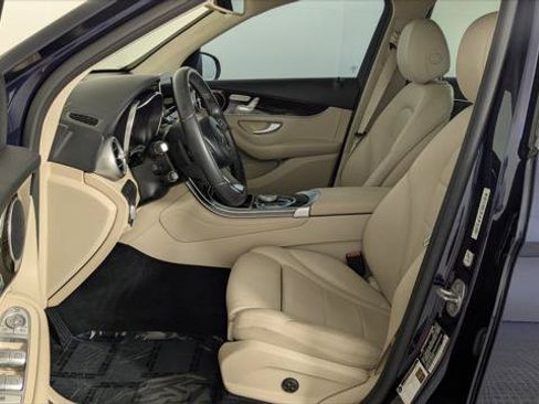 Used 2017 Mercedes-Benz GLC 300 4MATIC image 13