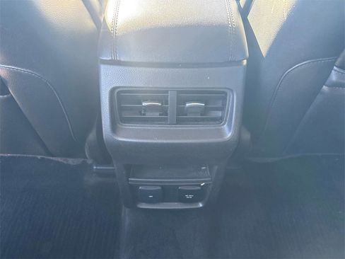 Used 2018 Ford Edge SEL w/ Equipment Group 201A image 12