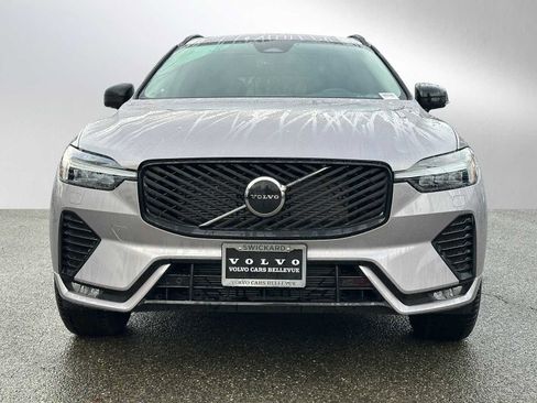 New 2026 Volvo XC60 B5 Core w/ Climate Package image 8