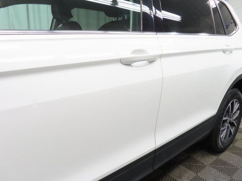 Used 2019 Volkswagen Tiguan SE image 35