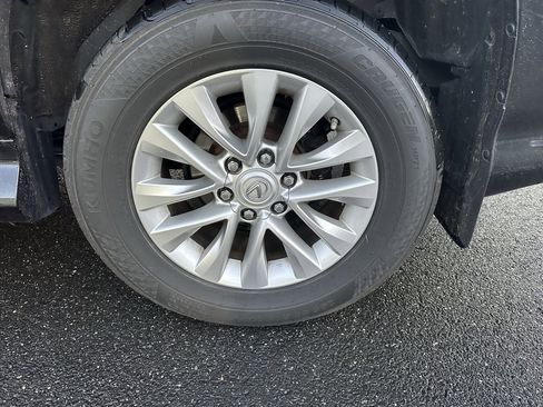 Used 2018 Lexus GX 460 460 image 28