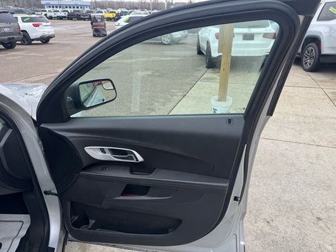 Used 2014 Chevrolet Equinox LS image 16